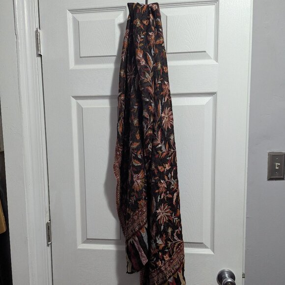 3 Scarves - Picture 2 of 4